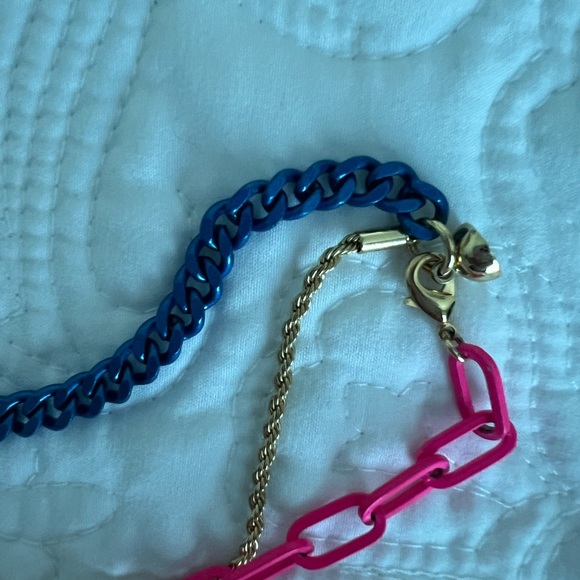 Melania Clara three-piece necklace in one🩷💙 - Picture 3 of 3